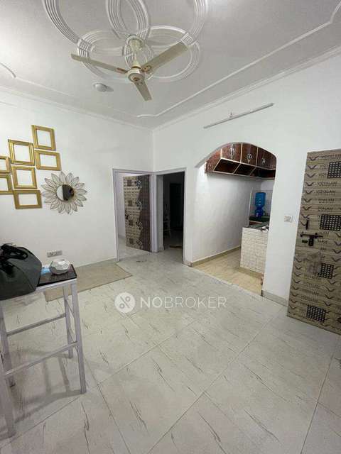 2 BHK Flat In Apartment  for Rent  In Mohan Nagar