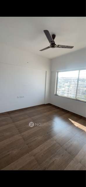 Shared Room for Female In 2 BHK  In Kolte Patil Three Jewels In Katraj - Kondhwa Road