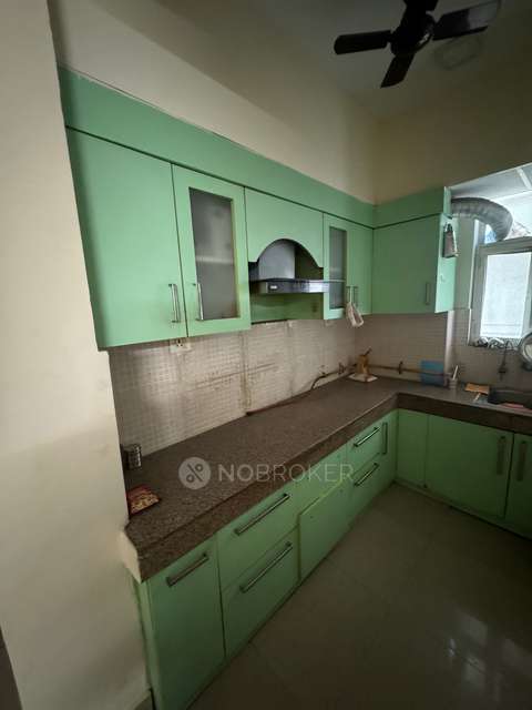 PG for Girls in Sector 137