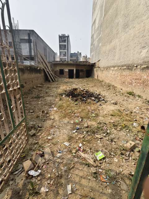 Plot For Sale  In Mohan Garden