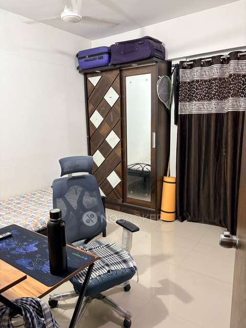 Single Room for Male In 2 BHK  In Gayatree Landmark Phase 1 In Thergaon