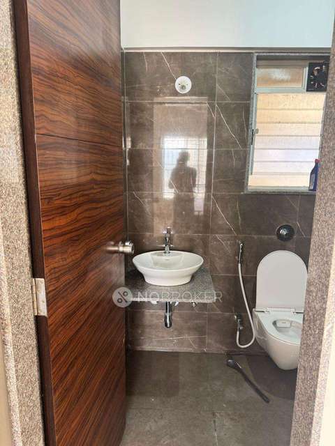 2 BHK Flat In Bella Casa Royale Tower B for Rent  In Bella Casa Royale Tower B