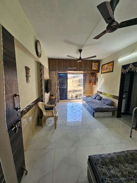 1 BHK Flat In Ramkutir Building For Sale  In Ghatkopar West