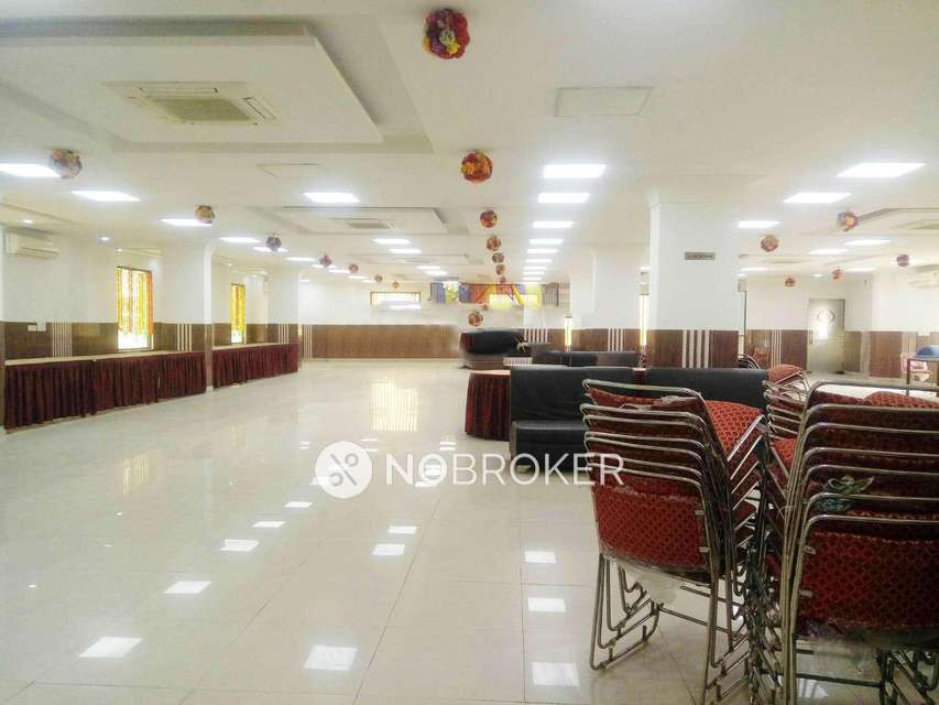 Showroom in Kamruddin Nagar, Delhi for sale 