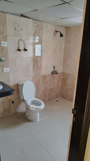 3 BHK Flat In Amrapali Heartbeat City, Sector 107, Noida For Sale  In Heartbeat City