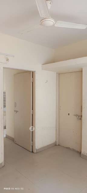 1 BHK Flat In Phinix Vrindavan, Undri , Wadachi Wadi Road for Rent  In Phinix Vrundavan Society, Undri