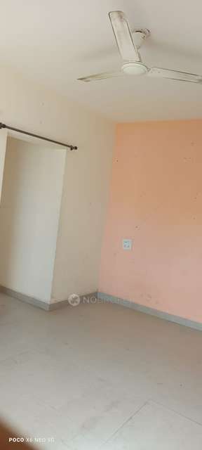 1 BHK Flat In Phinix Vrindavan, Undri , Wadachi Wadi Road for Rent  In Phinix Vrundavan Society, Undri