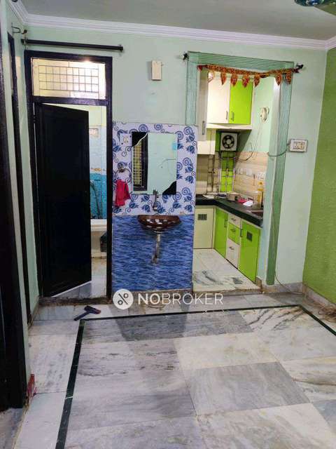 2 BHK Flat For Sale  In West Vinod Nagar
