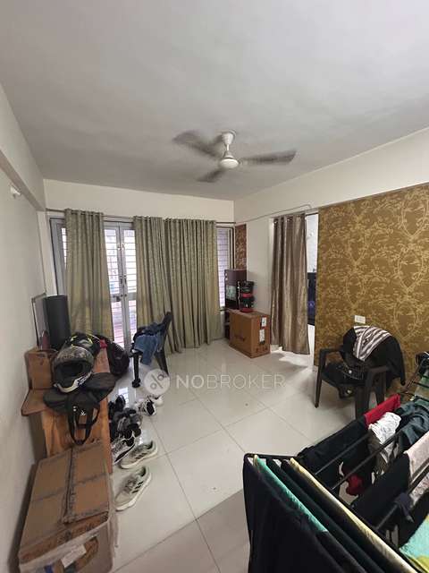 Single Room for Male In 2 BHK  In Eklavya Skylark, Kharadi In Kharadi