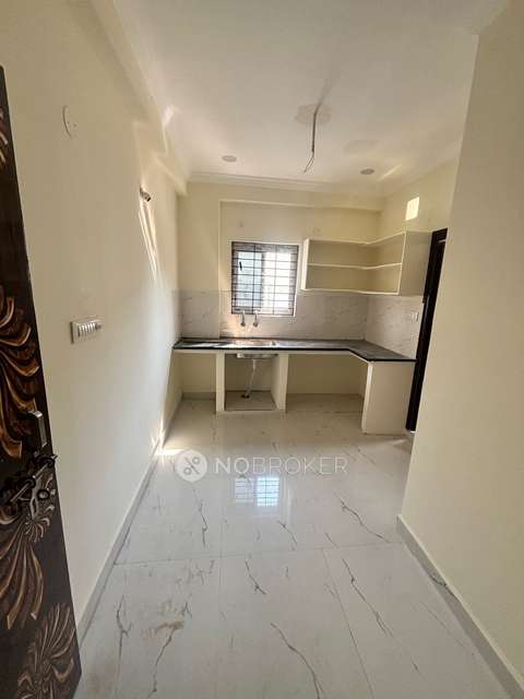 1 BHK Flat for Rent  In Madhapur