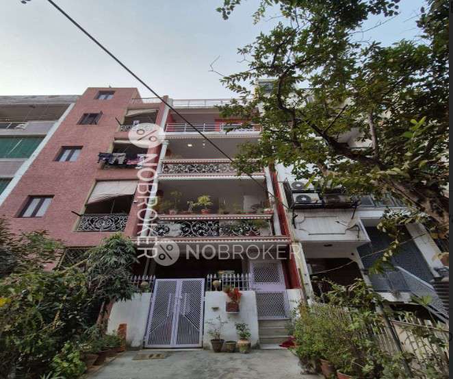 2 BHK Flat For Sale  In Lajpat Nagar 1