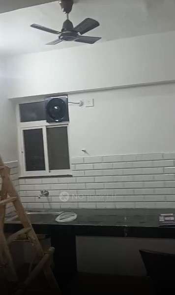 2 BHK Flat In The Kings Way Aop for Rent  In Ghorpadi