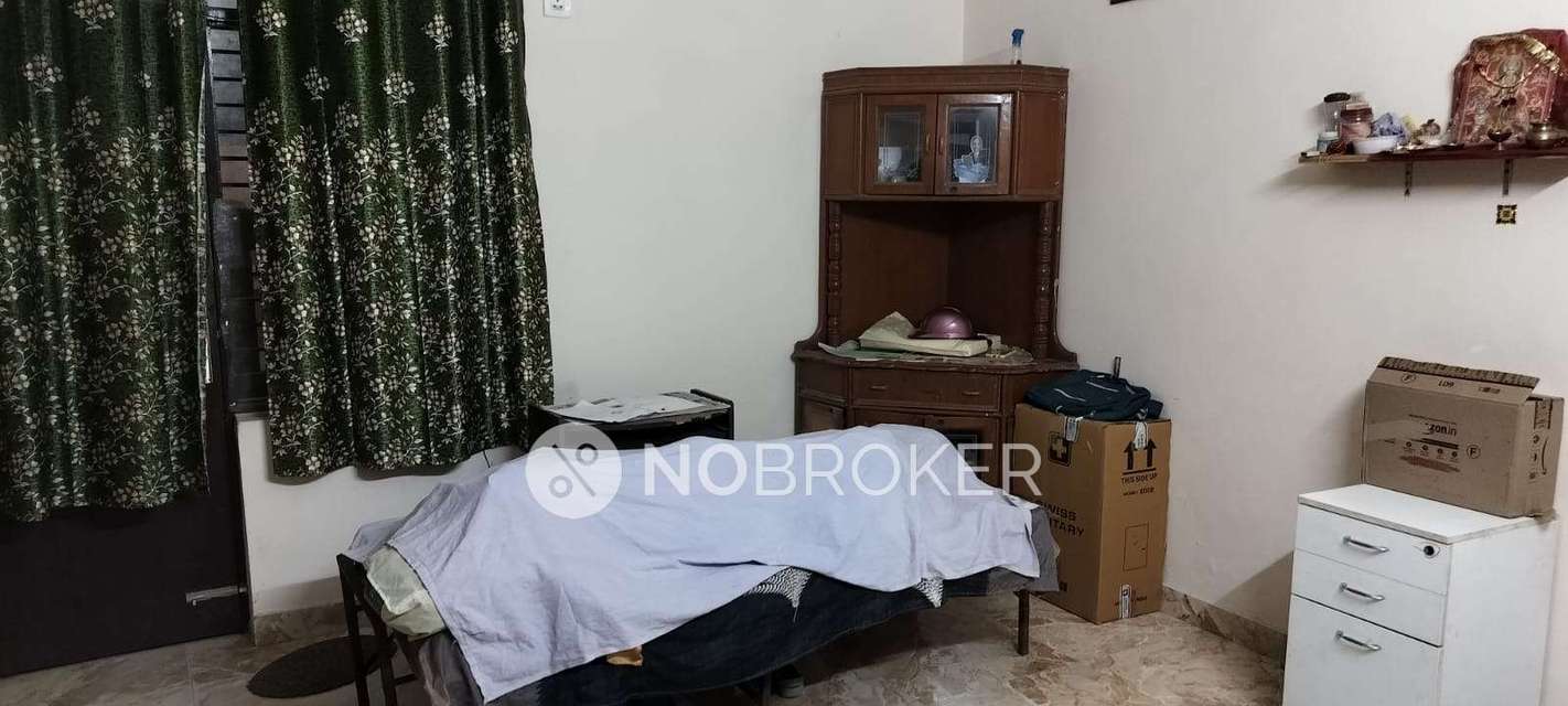 1 BHK Flat for Rent  In Sector 30