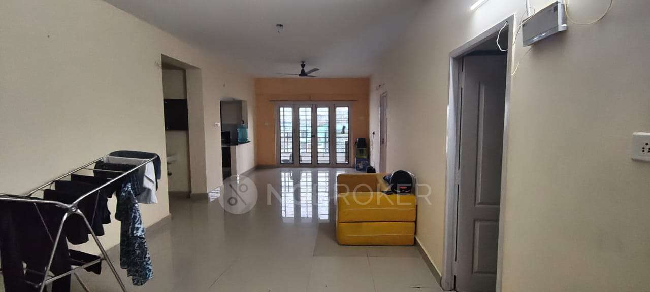 Single Room for Male In 3 BHK  In Lalitham Apartments And Anand Estate C Block In Perungudi