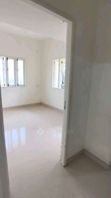 2 BHK Flat In Nilllll For Sale  In Vanagaram