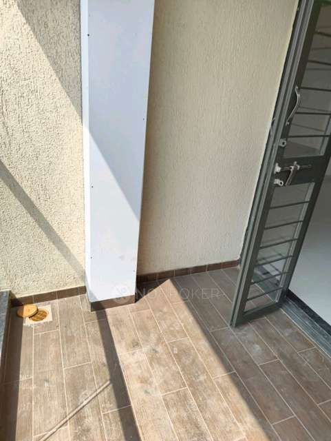 2 BHK Flat In Kohinoor Courtyard One for Rent  In Wakad