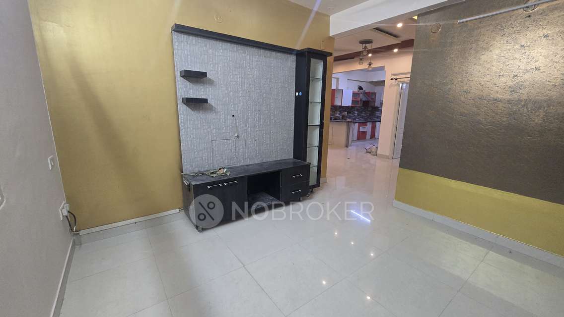 2 BHK Flat In Vandana Lake View  for Rent  In Bommanahalli