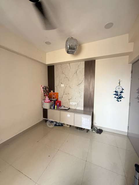 1 BHK Flat In Swarajya Complex Chs for Rent  In Goregaon West
