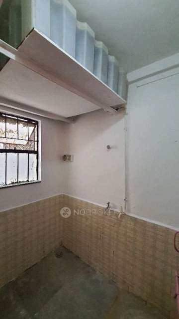 1 BHK Flat In Nikhil Park C For Sale  In Manikbaug