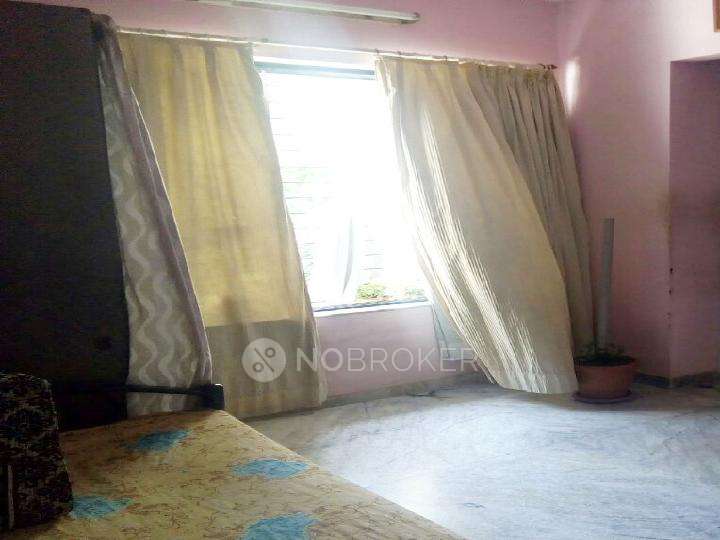 1 RK Flat In Gaj Cooperative Housing Society  for Rent  In Parag Medical Shop