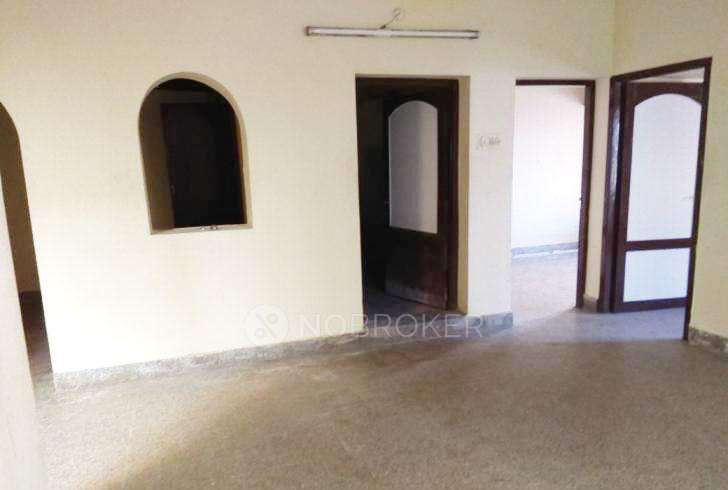 2 BHK Flat In Apartment For Sale  In Saidapet,