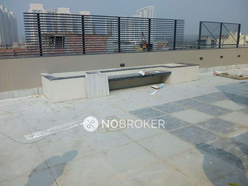 1 RK Flat In Standalone Building  for Rent  In Sushant Lok Phase I