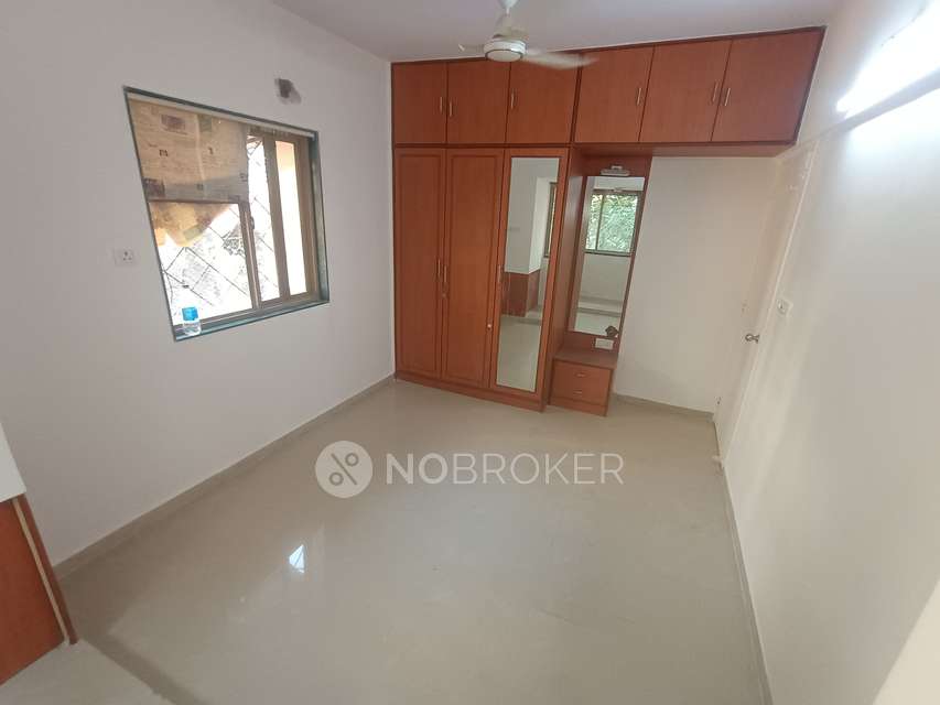 2 BHK Flat In Rna Regency Park For Sale  In Kandivali West