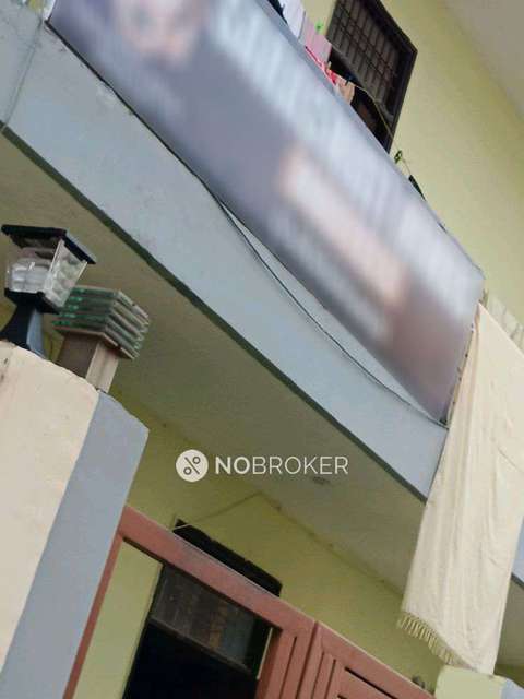 PG for Boys in Knowledge Park Ii