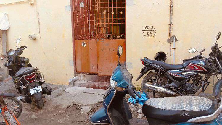 1 RK Flat In Kuppan Malathi Illlam for Rent  In No 21554, 10th Cross St, Mahatma Gandhi Nagar, Vettuvankeni, Chennai, Tamil Nadu 600115, India