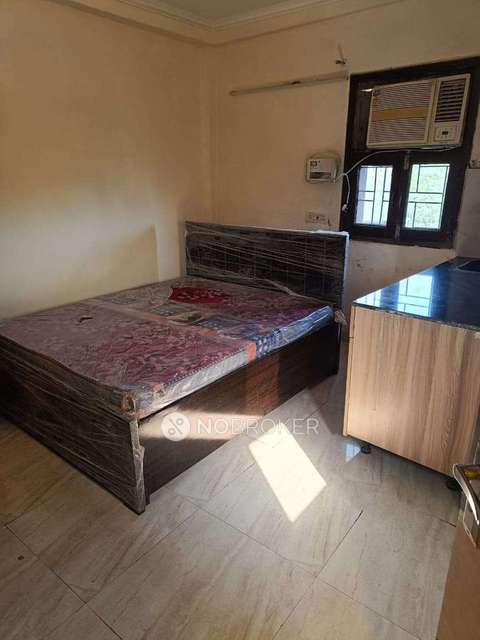 1 RK House for Rent  In S Block