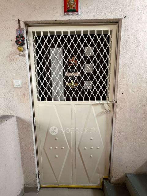 2 BHK Flat In Sai Anand, Vishrantwadi, Vishrantwadi for Rent  In Sai Baba Mandir