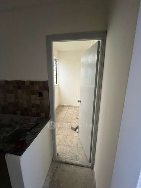 2 BHK Flat In Pushpam E Town For Sale  In Sarjapura