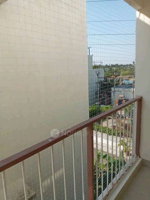 2 BHK Flat In Color Gates for Lease  In Perumbakkam