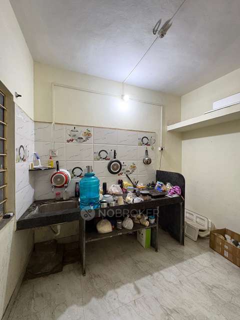 Shared Room for Male In 1 BHK  In Vishrant Society In  Vishrantwadi