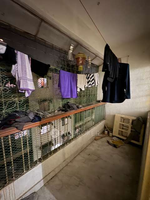 Shared Room for Male In 1 BHK  In Vishrant Society In  Vishrantwadi