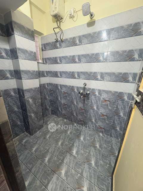 1 RK House for Rent  In Mhatre Bridge