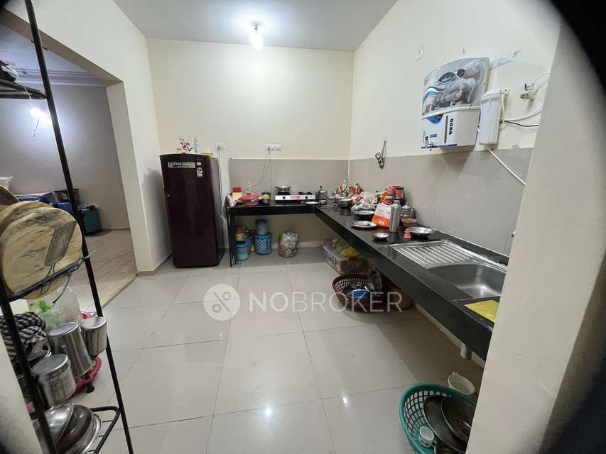 Shared Room for Female In 3 BHK  In Megapolis Sangria Towers, Hinjawadi In Hinjawadi