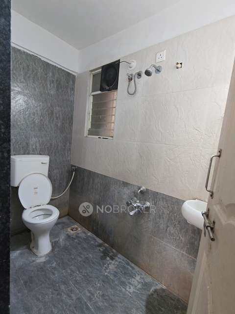 1 BHK Flat In Parklane Premiere for Rent  In Wagholi