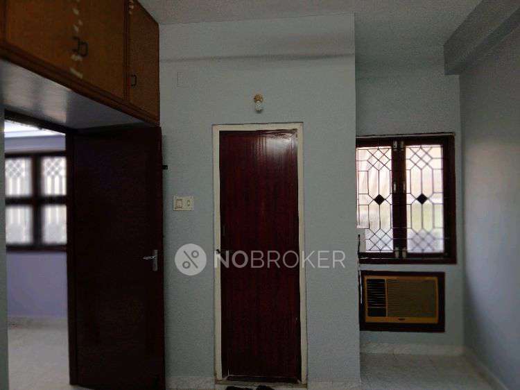 2 BHK Flat In Mahalakshmi Flats,gugan St., Kodambakkam for Rent  In 45, Gugan St, Shakthi Nagar, Kodambakkam, Chennai, Tamil Nadu 600024, India