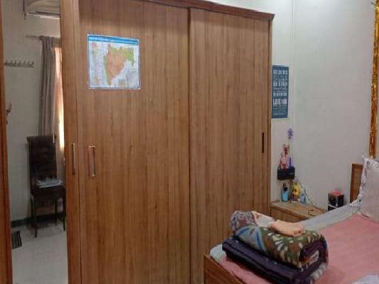 Shared Room for Female In 3 BHK  In Apartment In , Sadashiv Peth