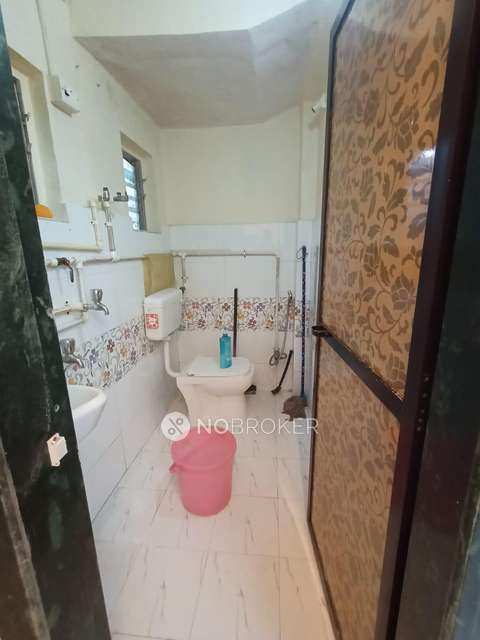 1 RK Flat In New Mhada Tower For Sale  In  Malad West