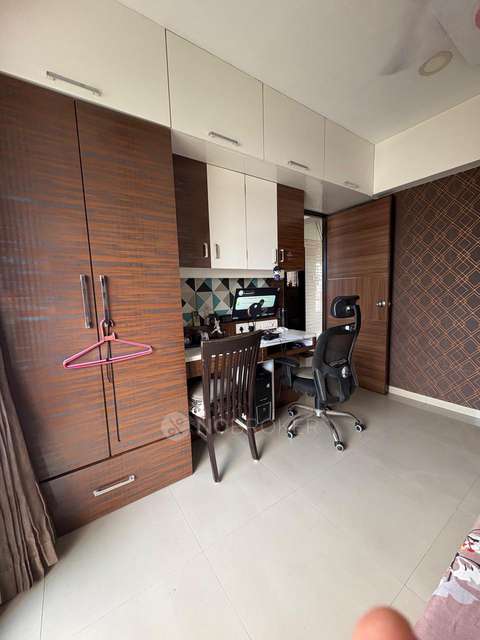 2 BHK Flat For Sale  In Vishwakarma Building
