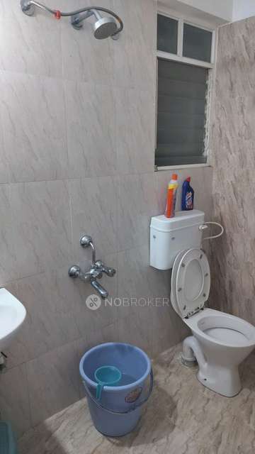 2 BHK Flat In Swapnalok For Sale  In Hadapsar