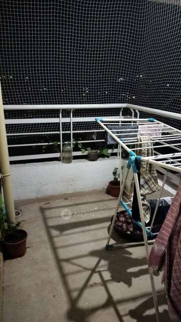 2 BHK Flat In Swapnalok For Sale  In Hadapsar