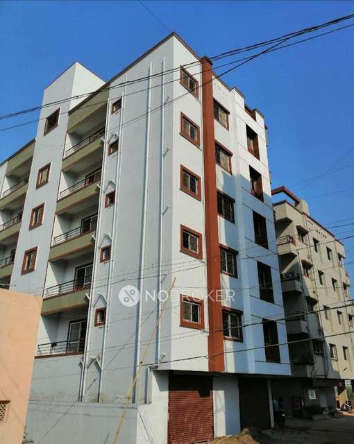 2 BHK Flat In Shri Sai Dham Building For Sale  In Mundhwa
