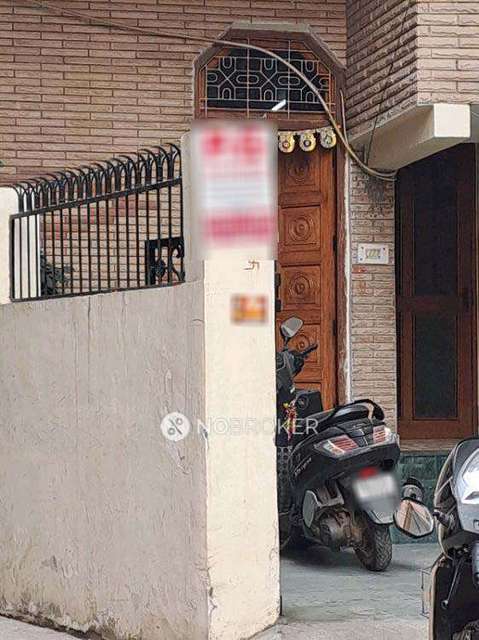 PG for Boys in Saket 