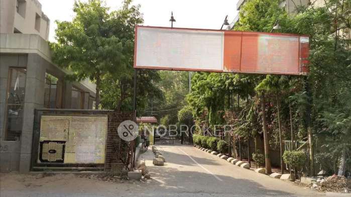 3 BHK Flat In Surbhi Apartment  For Sale  In Uttam Nagar