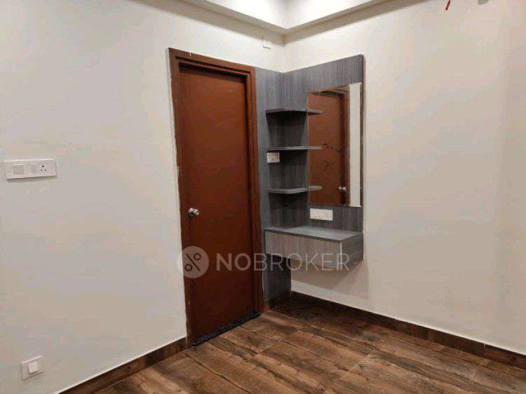 2 BHK Flat In Giridhari Home&#39; S  For Sale  In Kismatpur