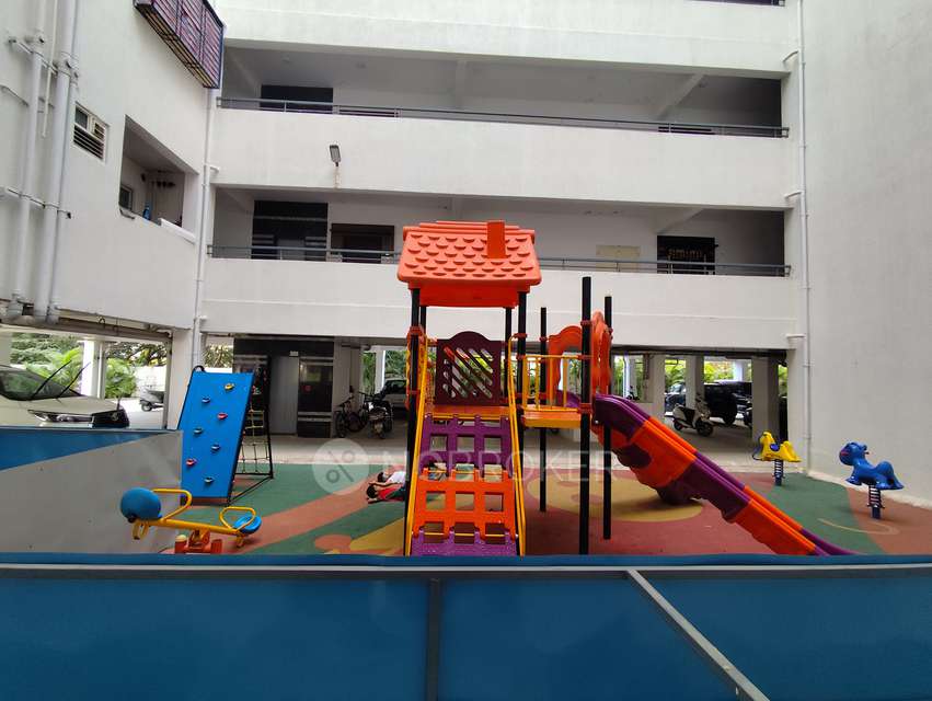 2 BHK Flat In Giridhari Home&#39; S  For Sale  In Kismatpur