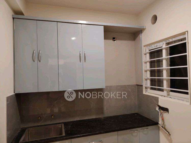 2 BHK Flat In Giridhari Home&#39; S  For Sale  In Kismatpur